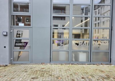 Verschönern Sie Ihre Büroräume mit Sichtschutzfolie